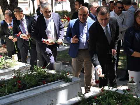 Manisa sehitleri unutmadi WOb2G9Qr